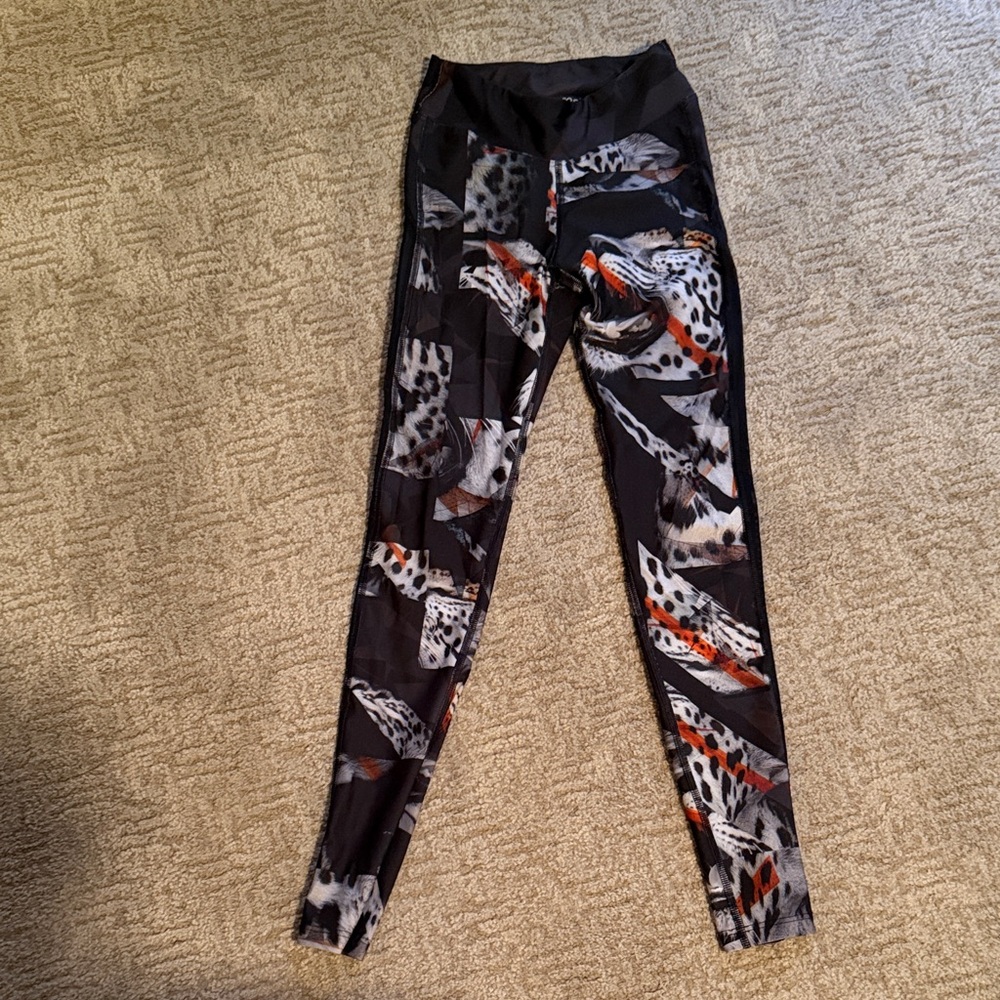 Black cheetah leggings